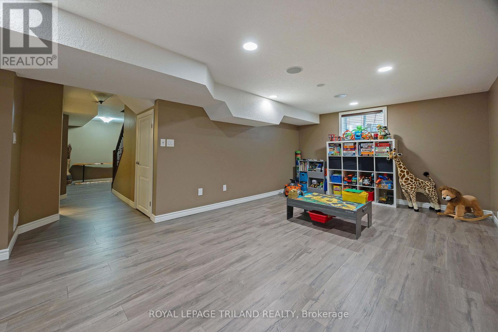 2091 Pennyroyal Street, London North, Ontario N5X 0E6 - Photo 27 - X12925576