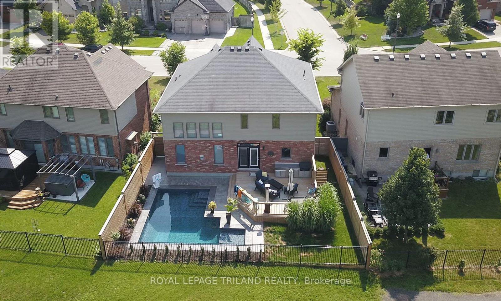 2091 Pennyroyal Street, London North, Ontario N5X 0E6 - Photo 45 - X12925576