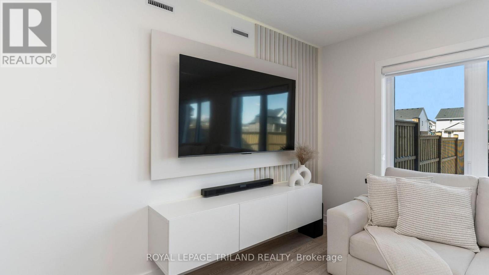 131 Empire Parkway, St. Thomas, Ontario  N5R 0N5 - Photo 18 - X12925598