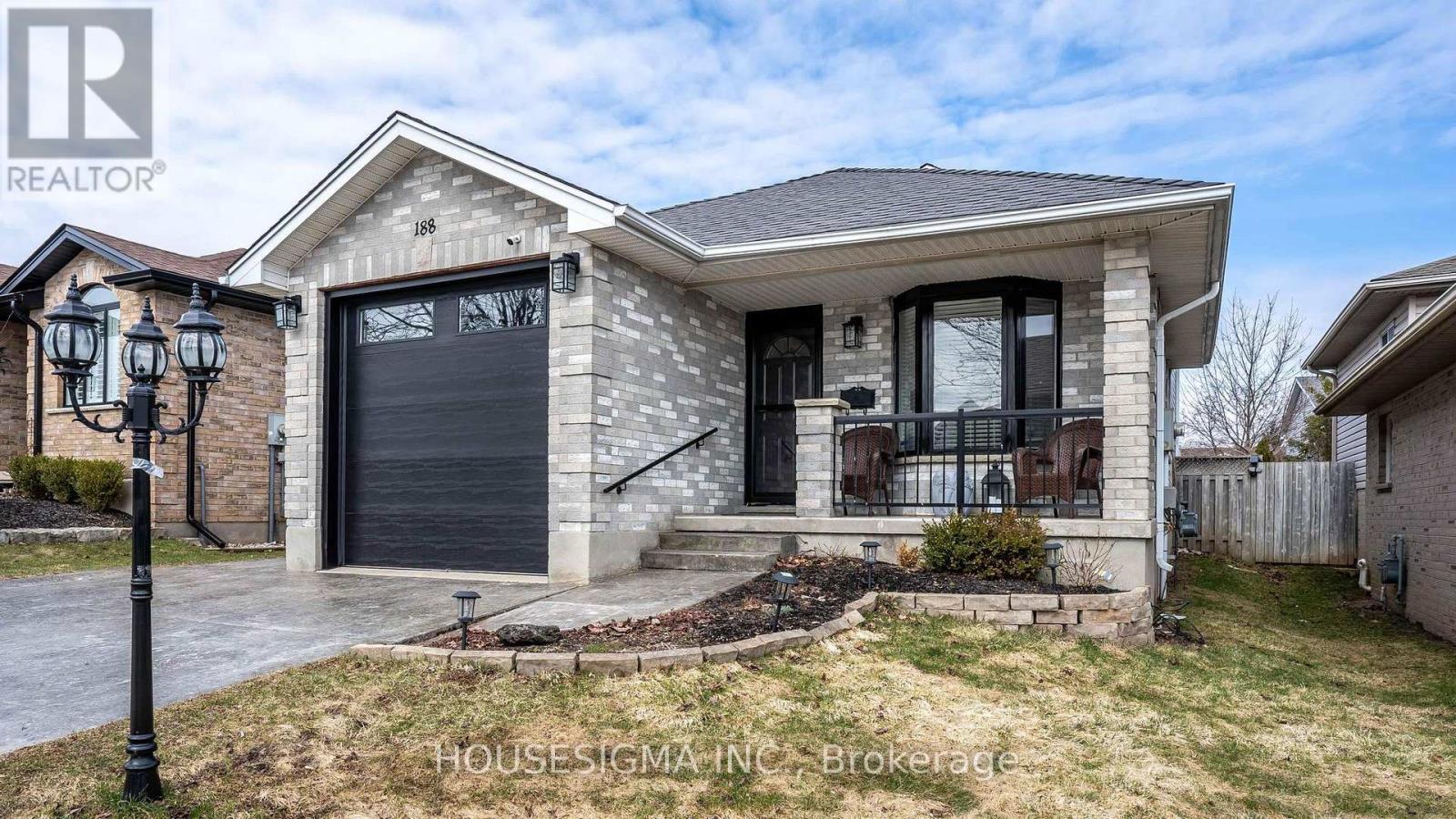 188 Sandy Street, London South, Ontario  N5Z 5C7 - Photo 3 - X12925606