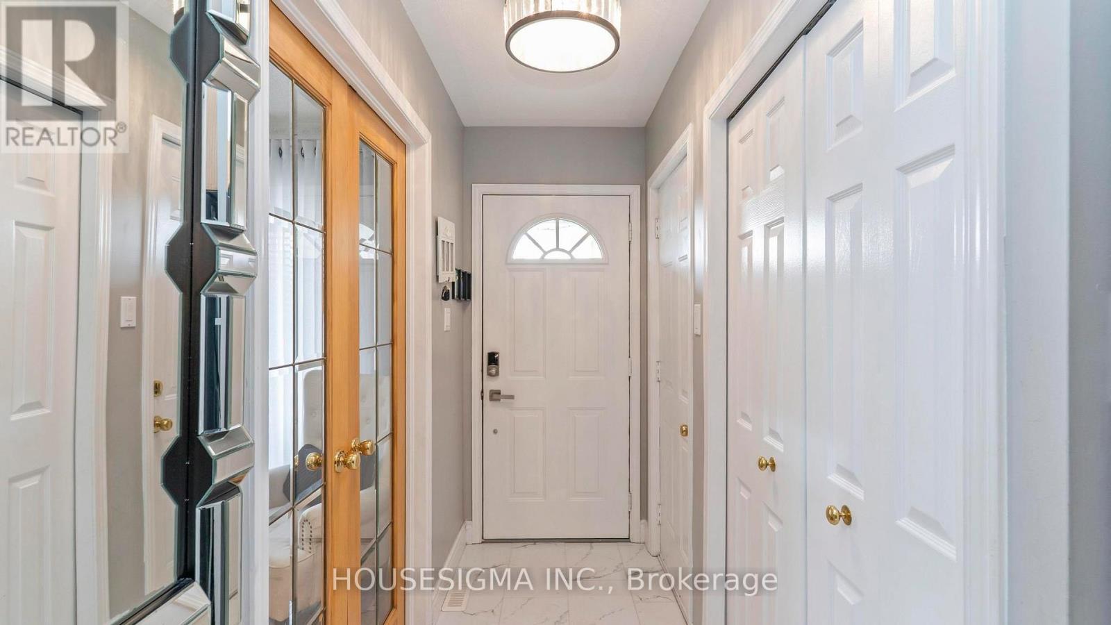 188 Sandy Street, London South, Ontario  N5Z 5C7 - Photo 5 - X12925606