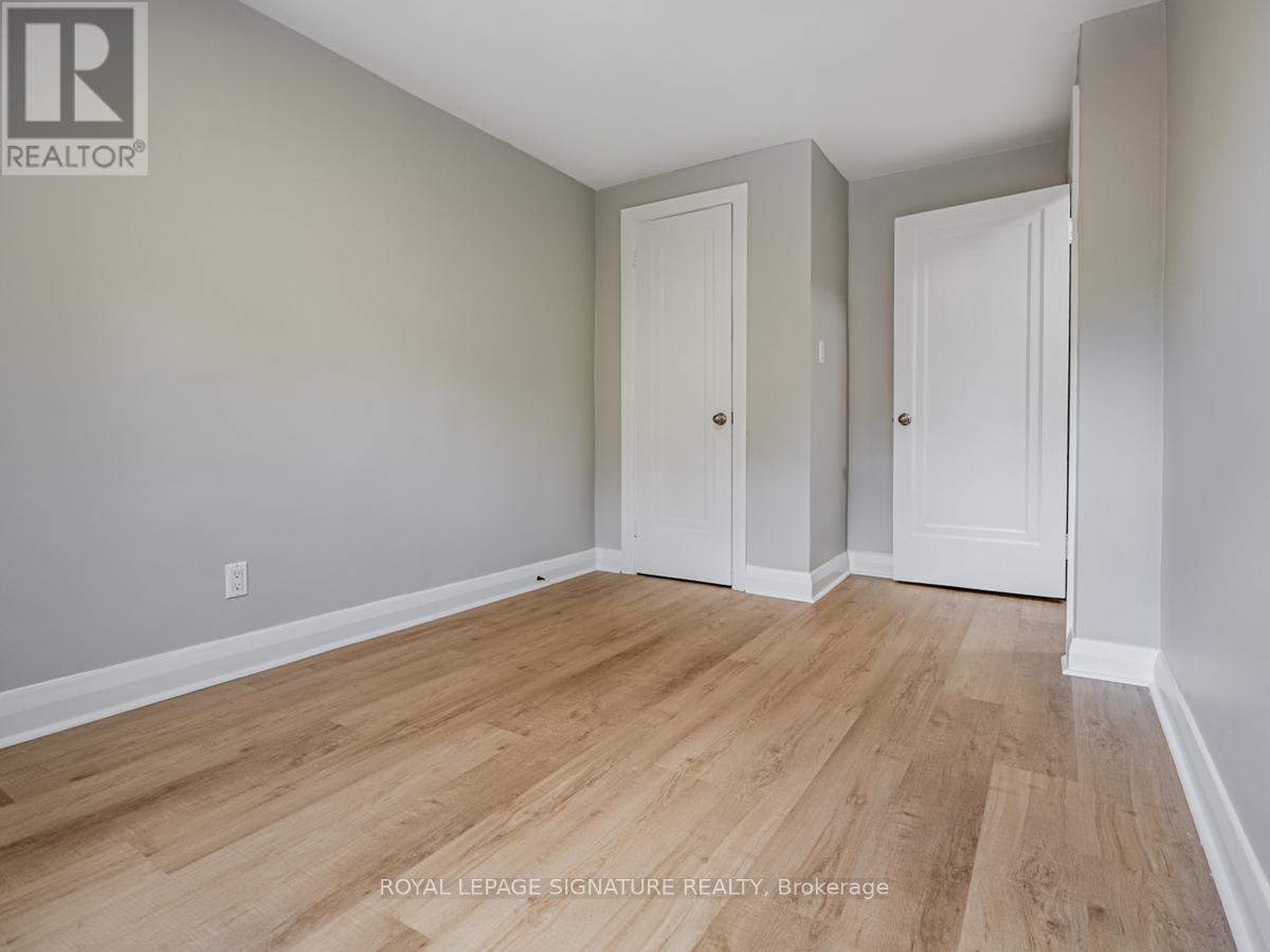 Upper - 229 Winona Drive, Toronto (Humewood-Cedarvale), Ontario  M6C 3S4 - Photo 9 - C12925594
