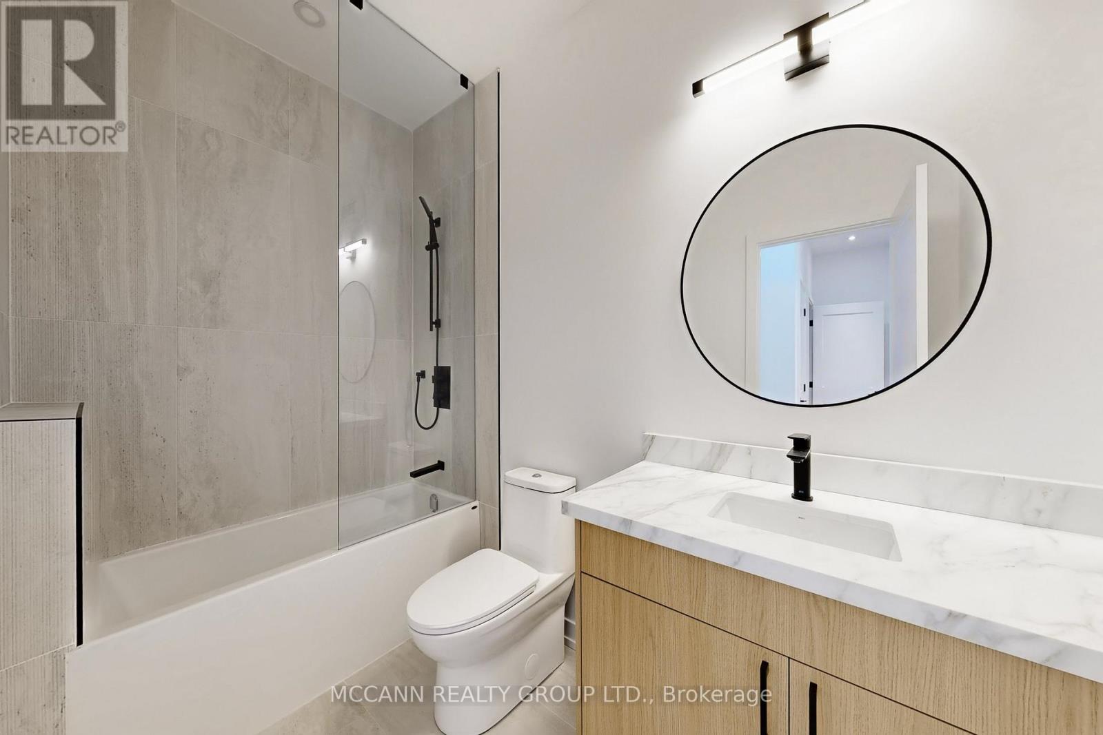 Garden Suite - 178 Atlas Avenue S, Toronto (Oakwood Village), Ontario  M6C 3P5 - Photo 33 - C12925704