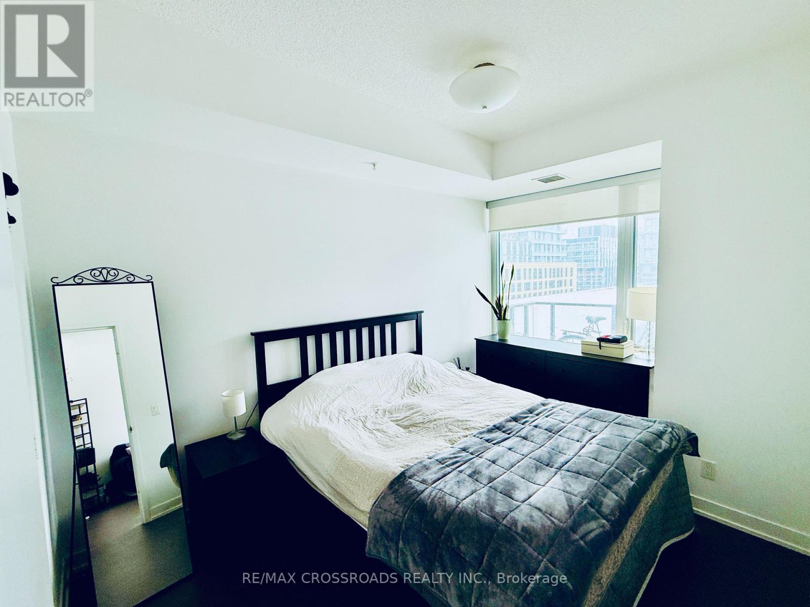 S612 - 455 Front Street E, Toronto (Waterfront Communities), Ontario  M5A 0G2 - Photo 10 - C12925708