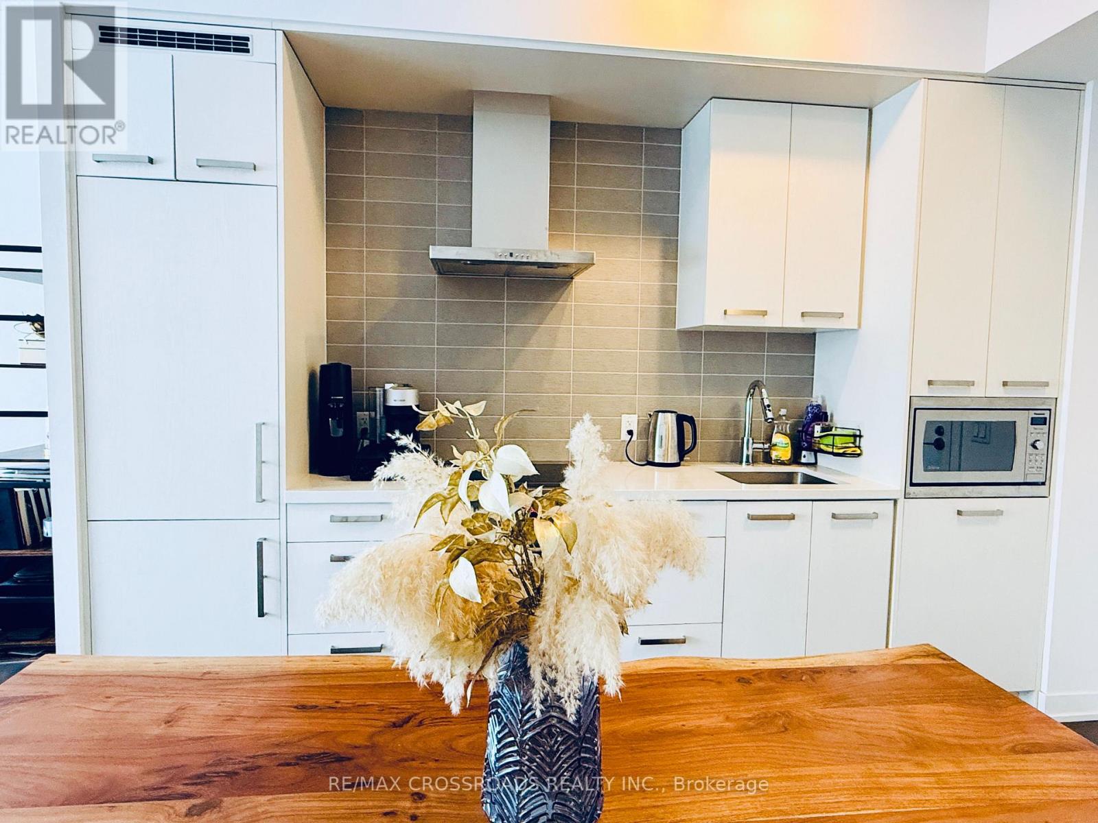 S612 - 455 Front Street E, Toronto (Waterfront Communities), Ontario  M5A 0G2 - Photo 6 - C12925708