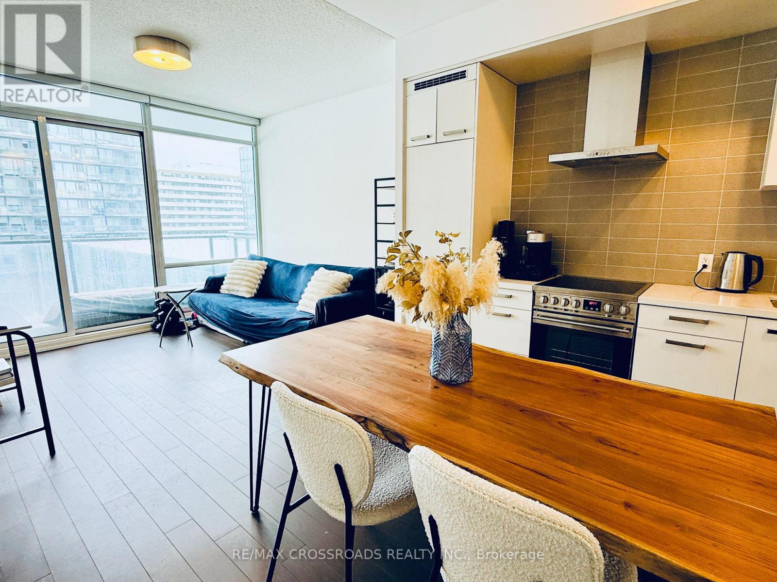 S612 - 455 Front Street E, Toronto (Waterfront Communities), Ontario  M5A 0G2 - Photo 7 - C12925708