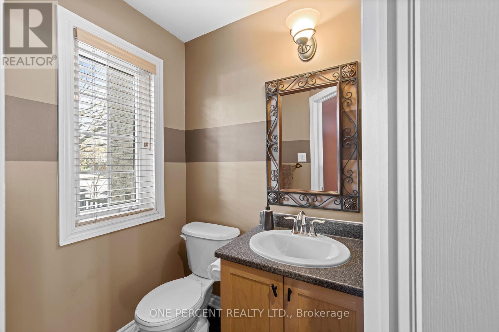 867 Schooner Crescent, Ottawa, Ontario  K1V 1Y2 - Photo 4 - X12925538