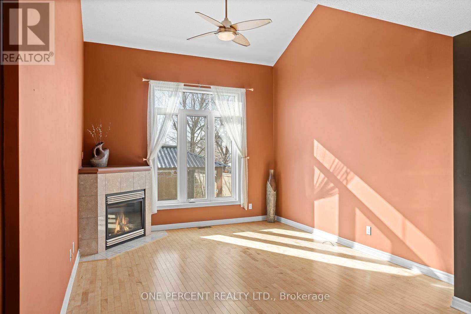 867 Schooner Crescent, Ottawa, Ontario  K1V 1Y2 - Photo 8 - X12925538