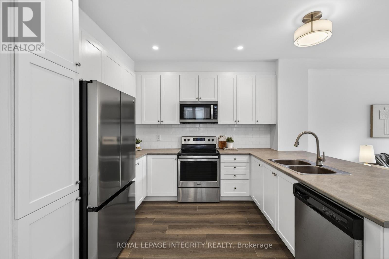 21 Caspian Row, Ottawa, Ontario  K2V 0R7 - Photo 11 - X12925650