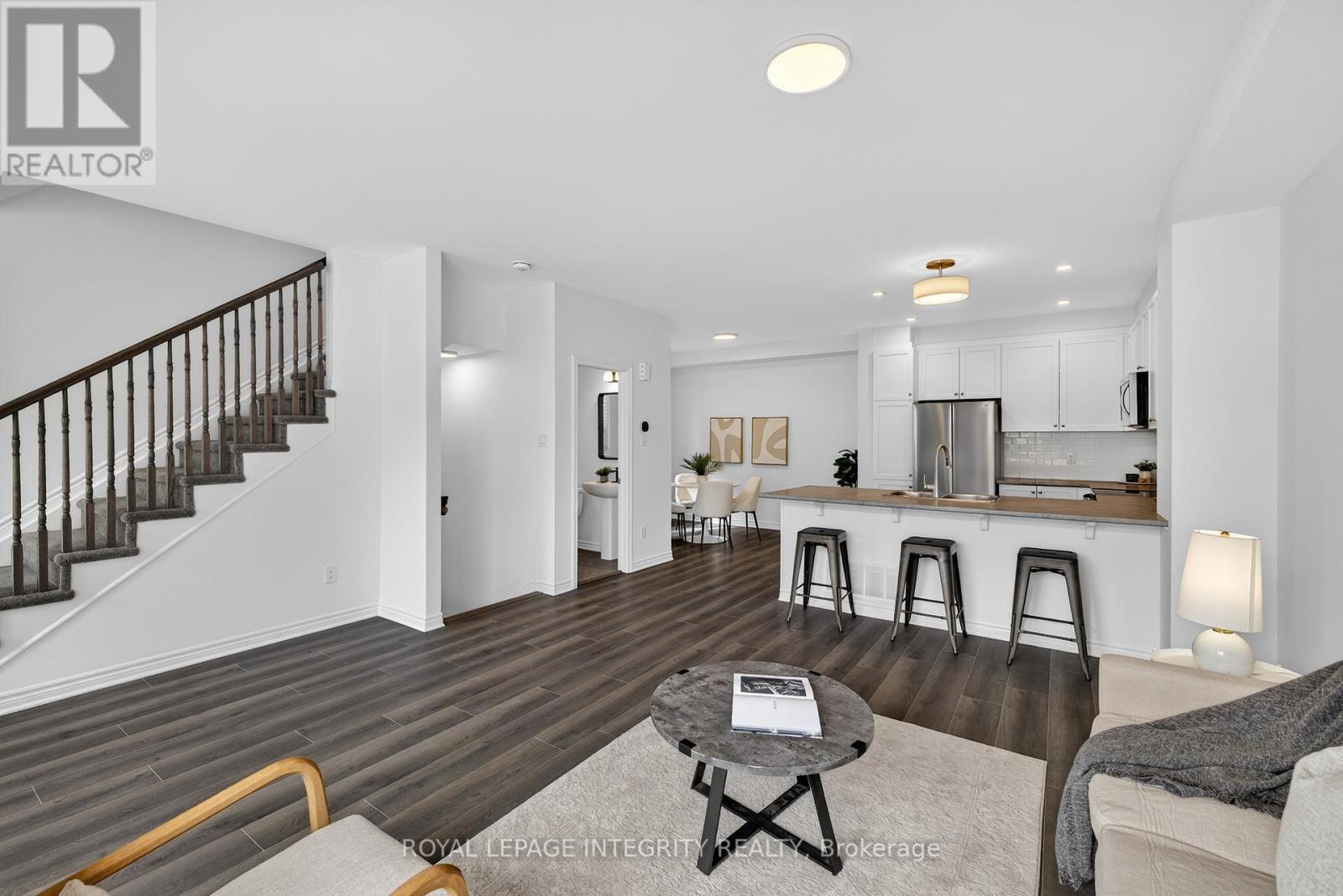 21 Caspian Row, Ottawa, Ontario  K2V 0R7 - Photo 8 - X12925650