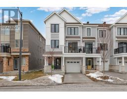 21 CASPIAN ROW, Ottawa, Ontario