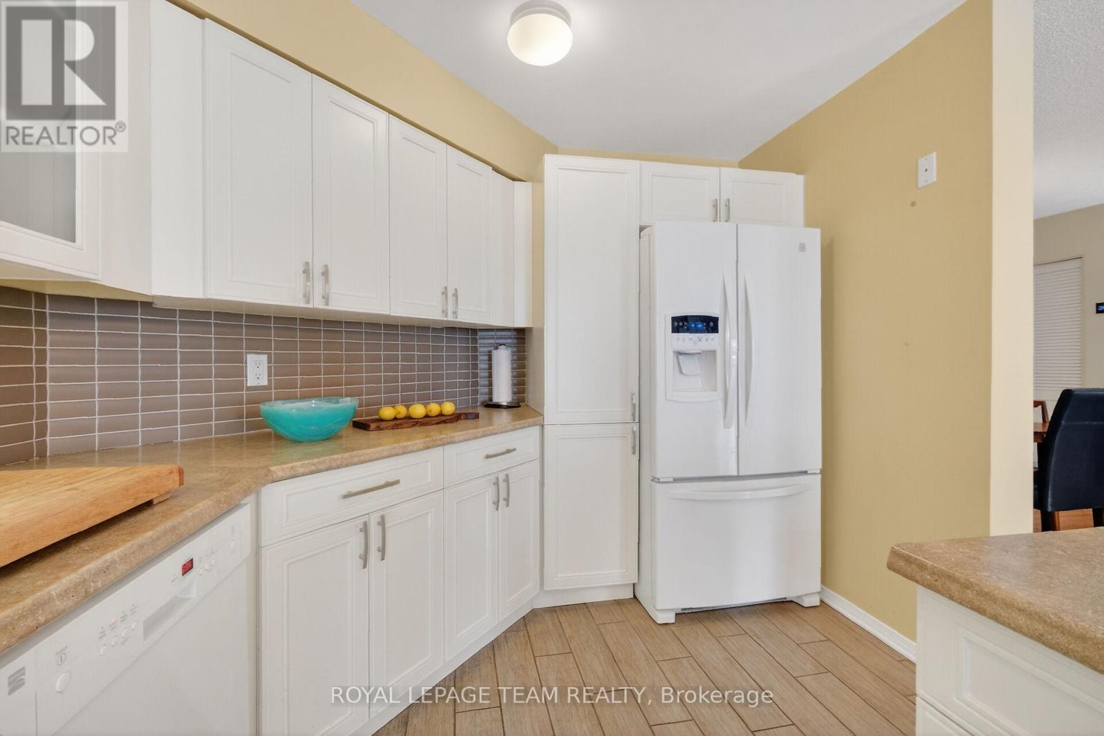 202a - 62 Donald Street, Ottawa, Ontario  K1K 1N2 - Photo 11 - X12925722