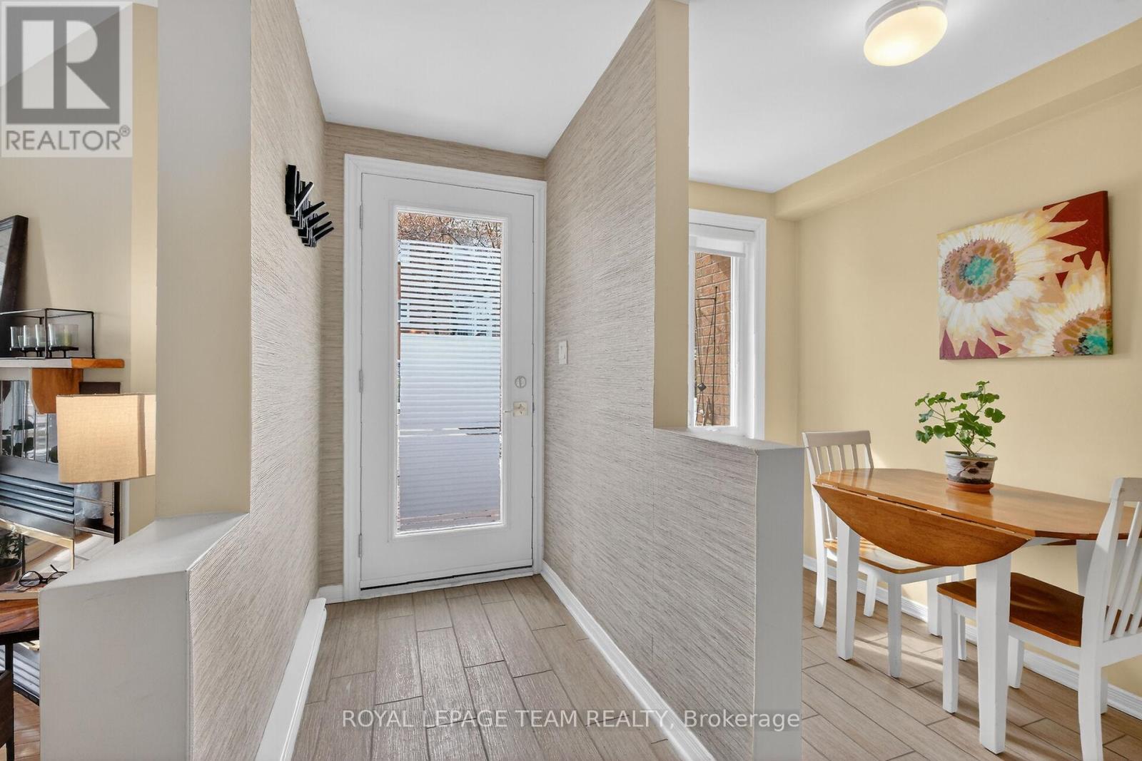 202a - 62 Donald Street, Ottawa, Ontario  K1K 1N2 - Photo 5 - X12925722