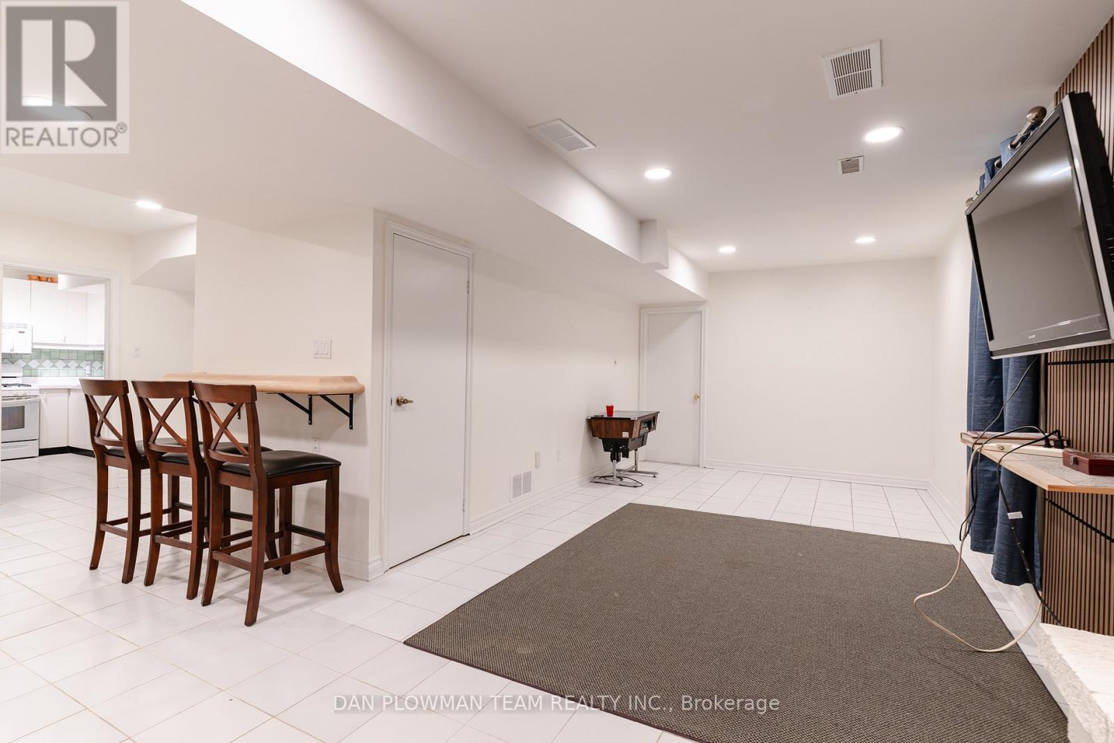 1405 Rougemount Drive, Pickering, Ontario  L1V 1N2 - Photo 35 - E12925570