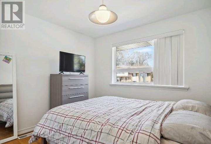 51 Sloley Road, Toronto (Cliffcrest), Ontario  M1M 1C7 - Photo 9 - E12925636