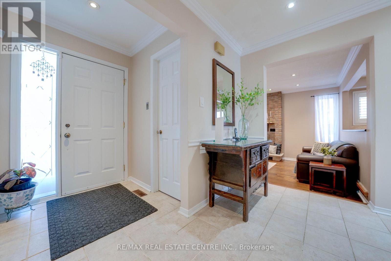 37 Statesman Square, Toronto, Ontario  M1S 4H7 - Photo 5 - E12925668