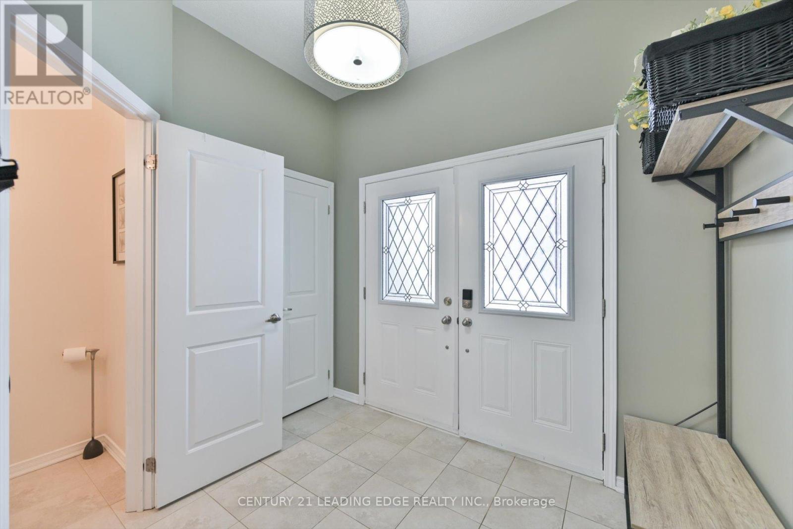 3 Hadleigh Way, Whitby (Brooklin), Ontario  L1M 0L4 - Photo 3 - E12925706