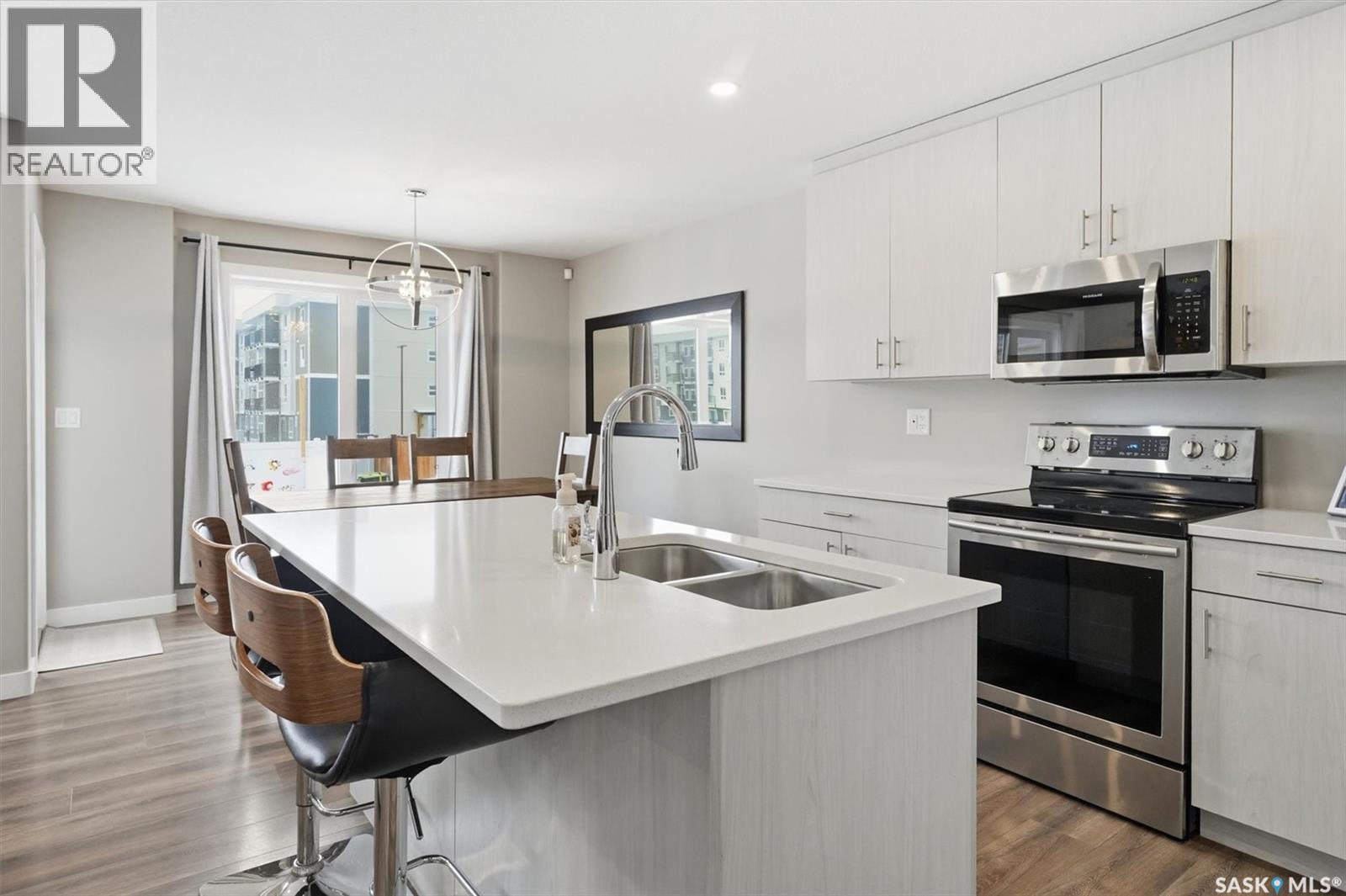 611 Ells Crescent, Saskatoon, Saskatchewan  S7L 6K8 - Photo 7 - SK031380