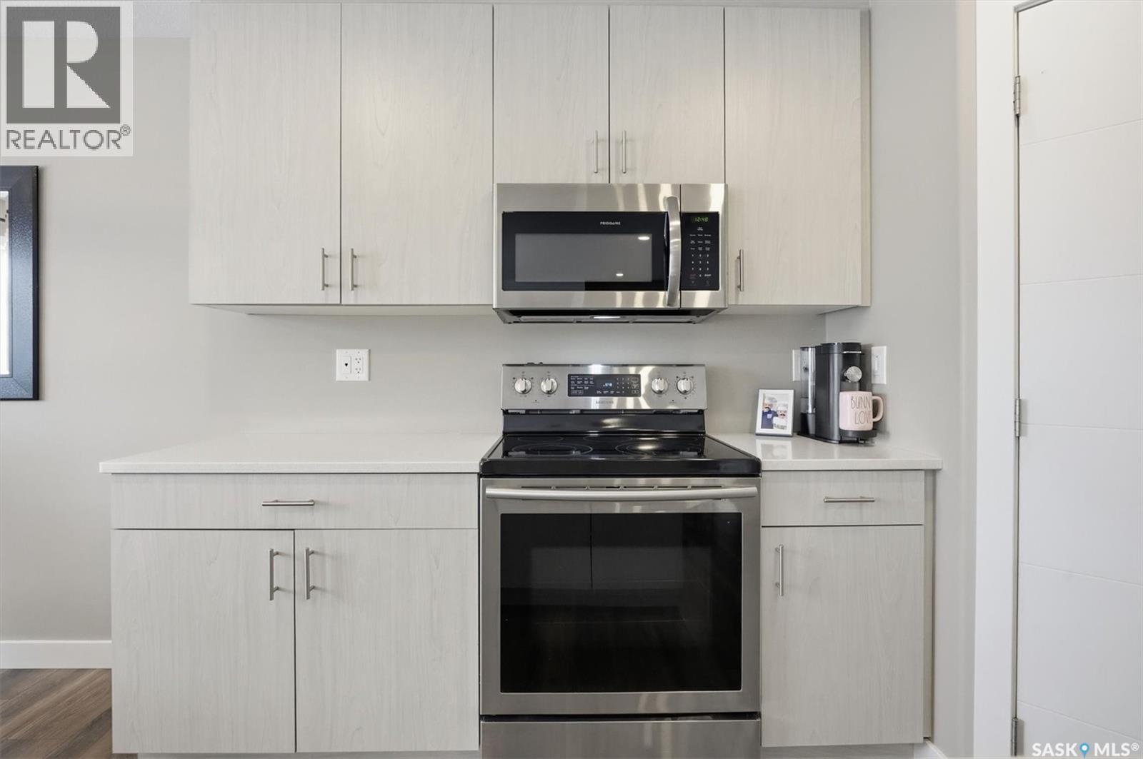 611 Ells Crescent, Saskatoon, Saskatchewan  S7L 6K8 - Photo 8 - SK031380