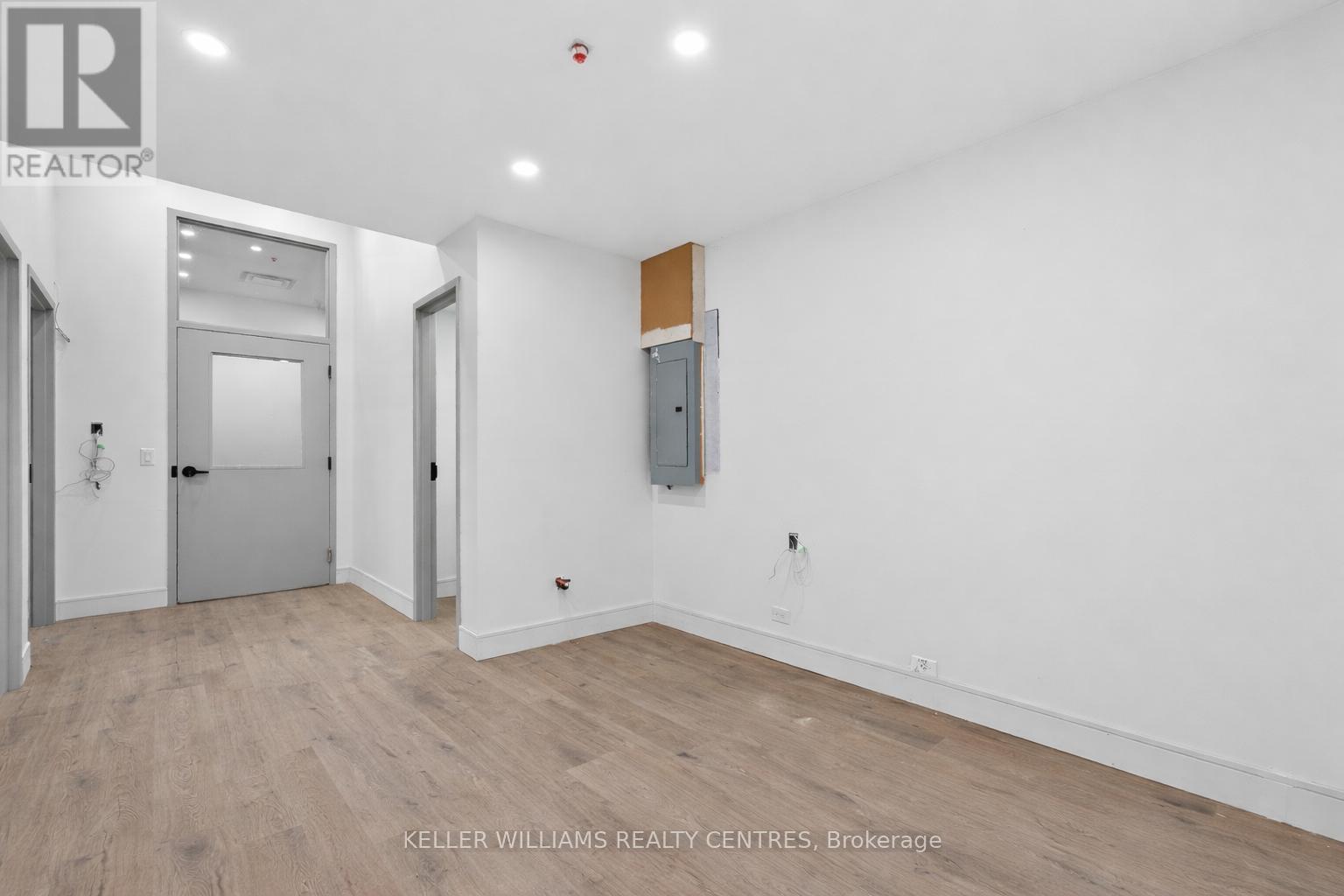 6 - 570 Hood Road, Markham (Milliken Mills West), Ontario  L3R 4G7 - Photo 15 - N12925556