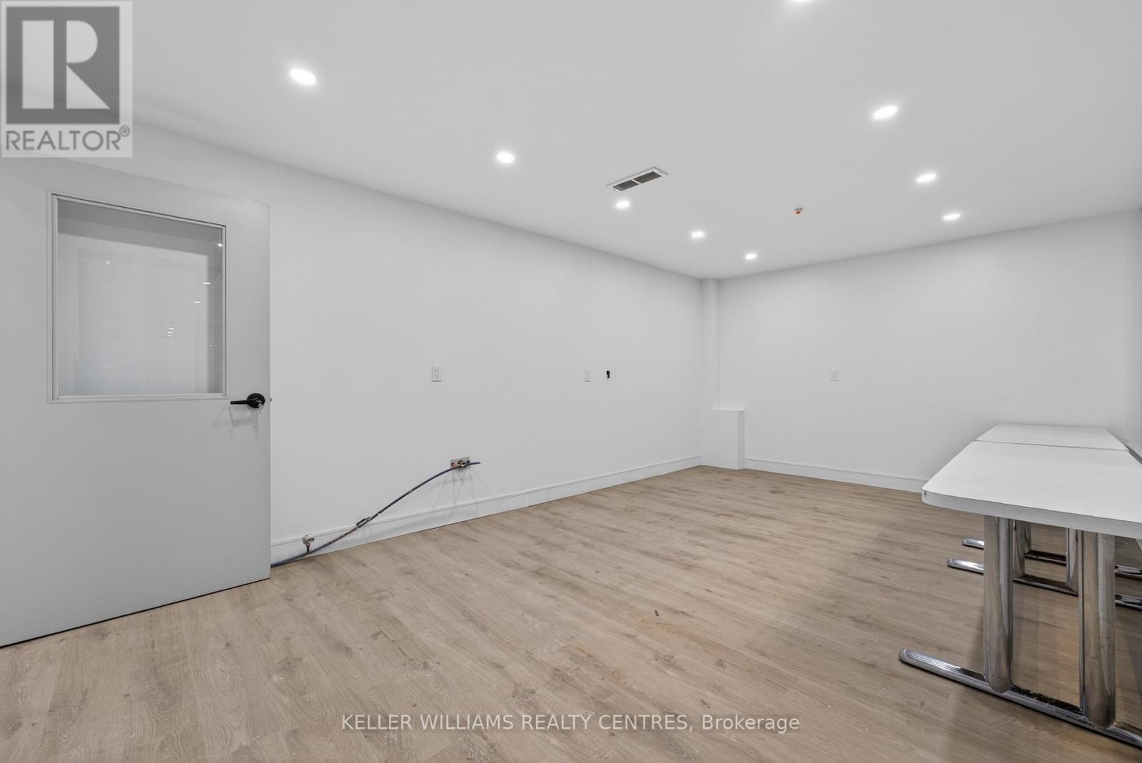 6 - 570 Hood Road, Markham (Milliken Mills West), Ontario  L3R 4G7 - Photo 7 - N12925556