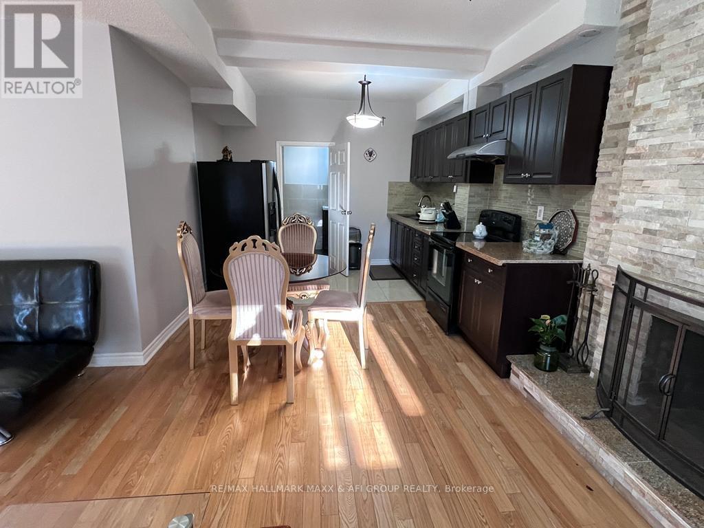 Lower - 625 Carrville Road, Richmond Hill, Ontario  L4C 6E5 - Photo 6 - N12925564