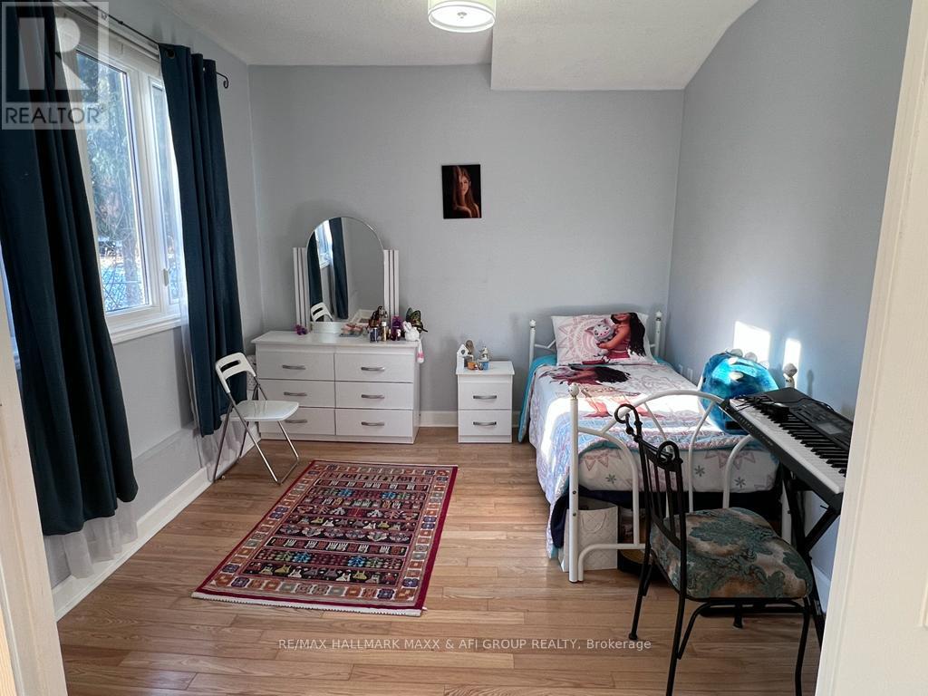 Lower - 625 Carrville Road, Richmond Hill, Ontario  L4C 6E5 - Photo 9 - N12925564