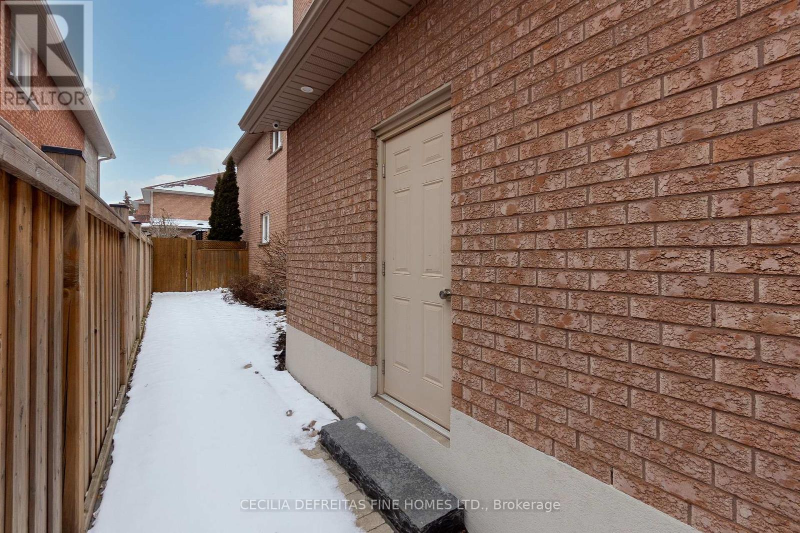Bsmt - 40 Venetian Crescent, Vaughan, Ontario  L4L 5E5 - Photo 23 - N12925616