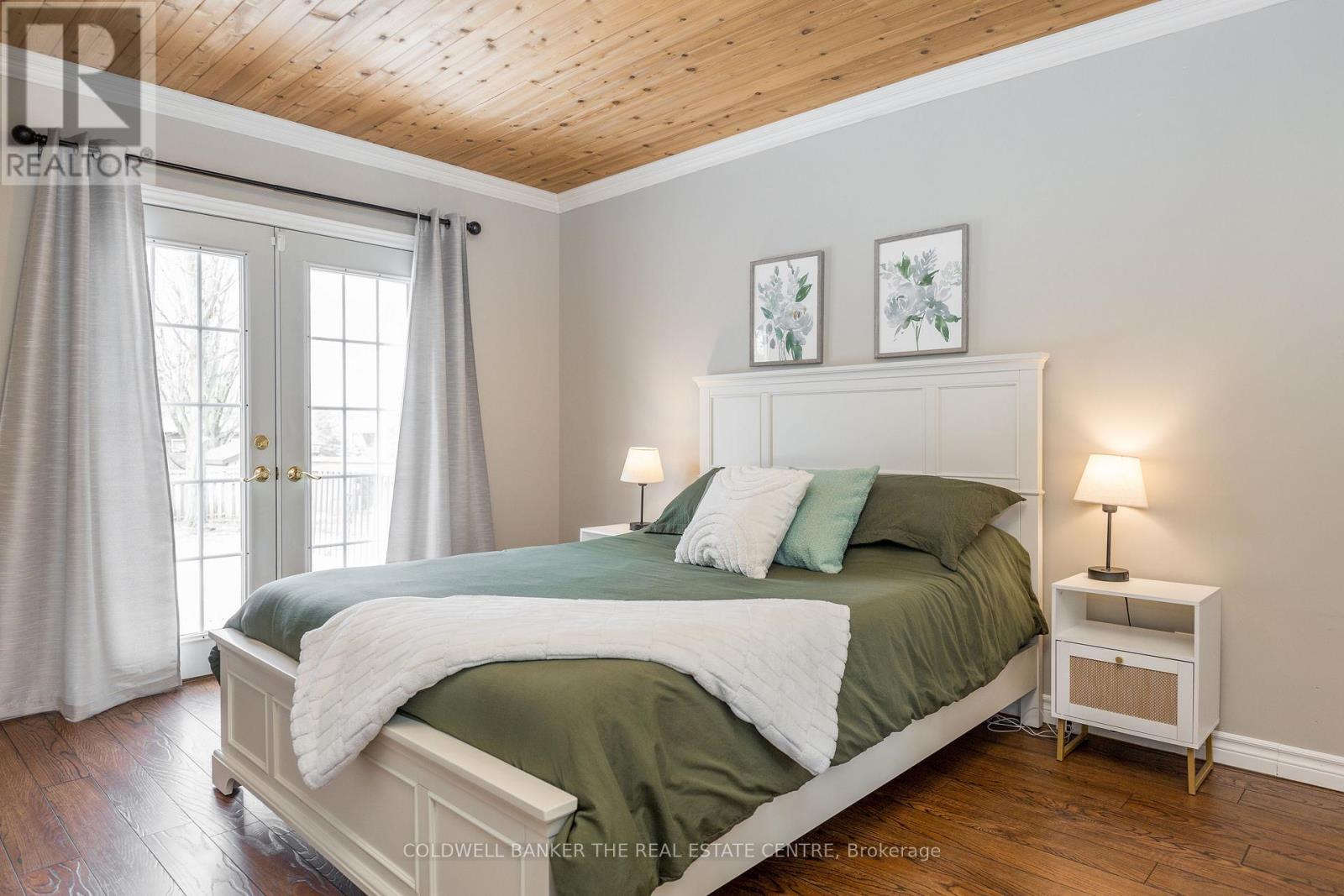 2218 Mildred Avenue, Innisfil, Ontario  L9S 2B9 - Photo 15 - N12925634