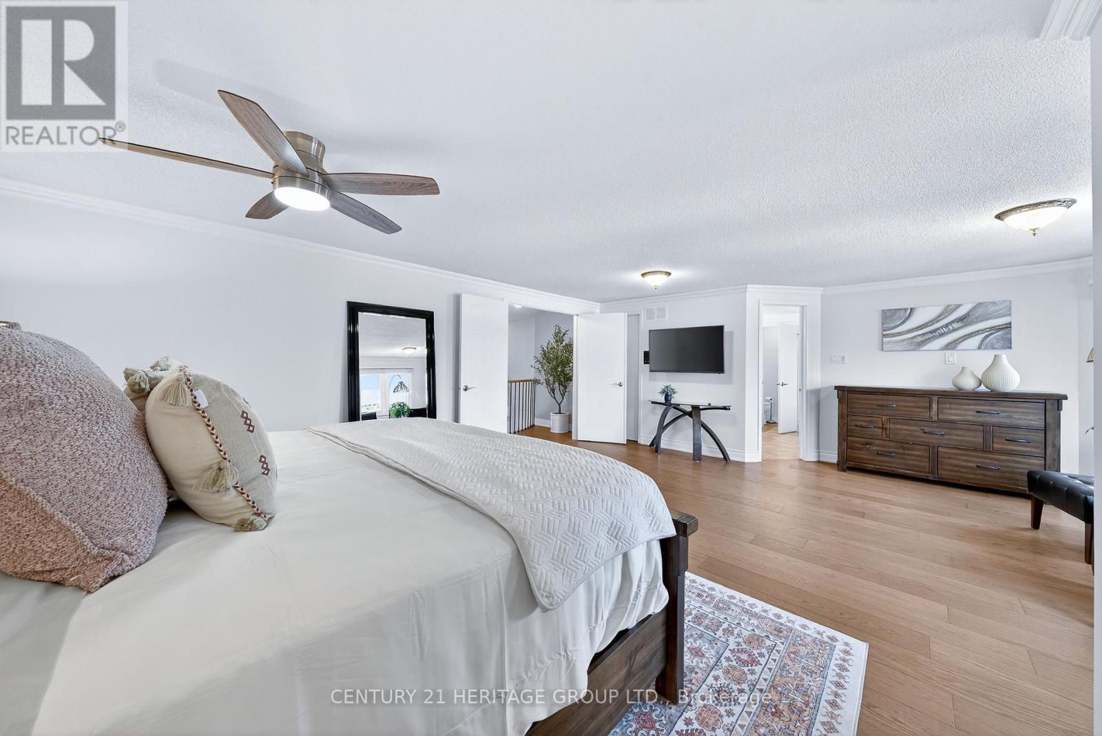 483 Alex Doner Drive, Newmarket (Glenway Estates), Ontario  L3X 1C3 - Photo 21 - N12925692