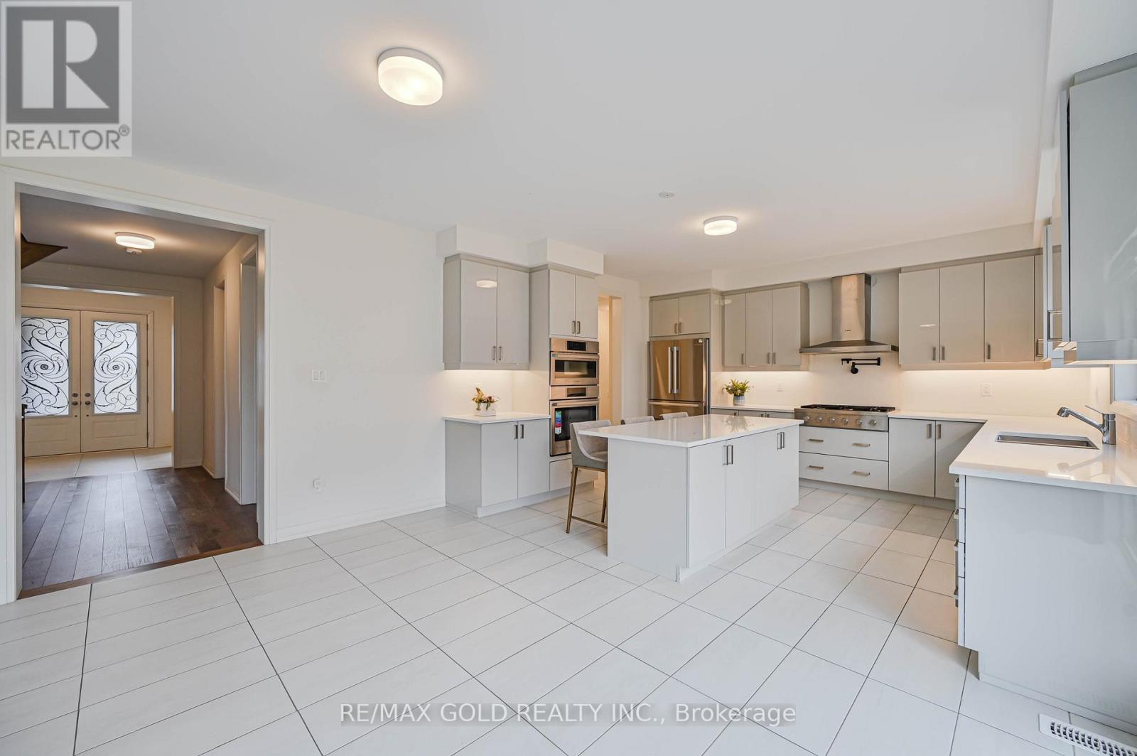 5 Elderberry Way, Adjala-Tosorontio (Colgan), Ontario  L0G 1W0 - Photo 15 - N12925694