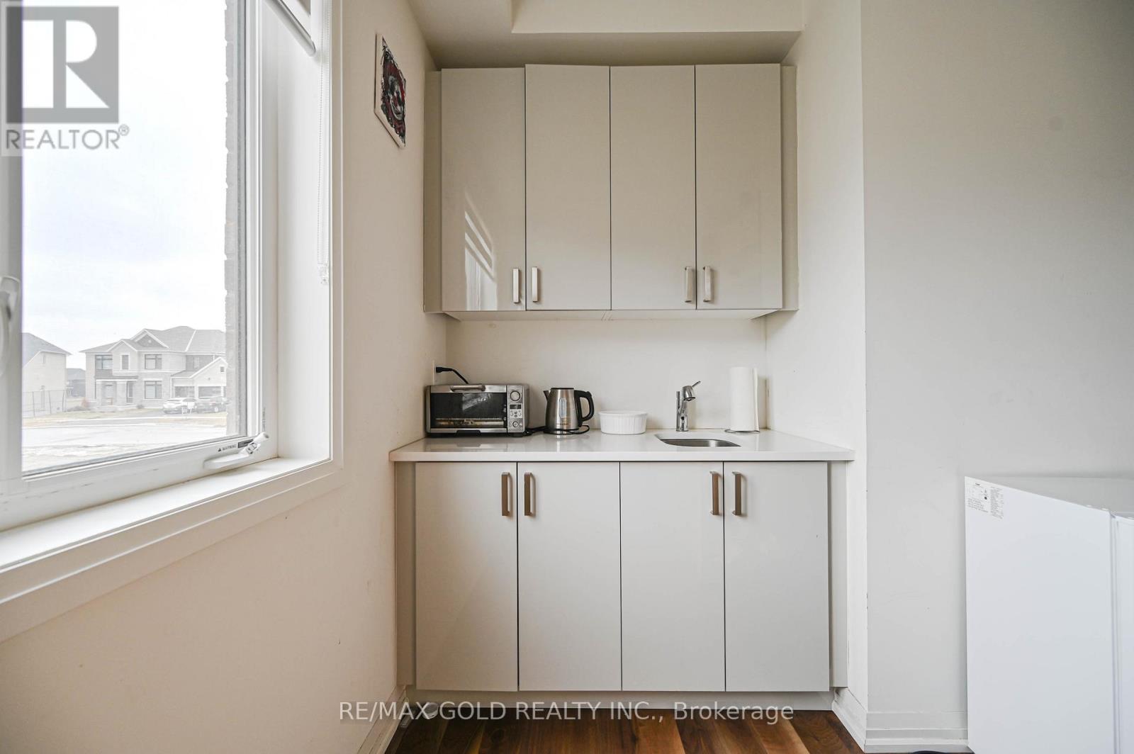 5 Elderberry Way, Adjala-Tosorontio (Colgan), Ontario  L0G 1W0 - Photo 23 - N12925694