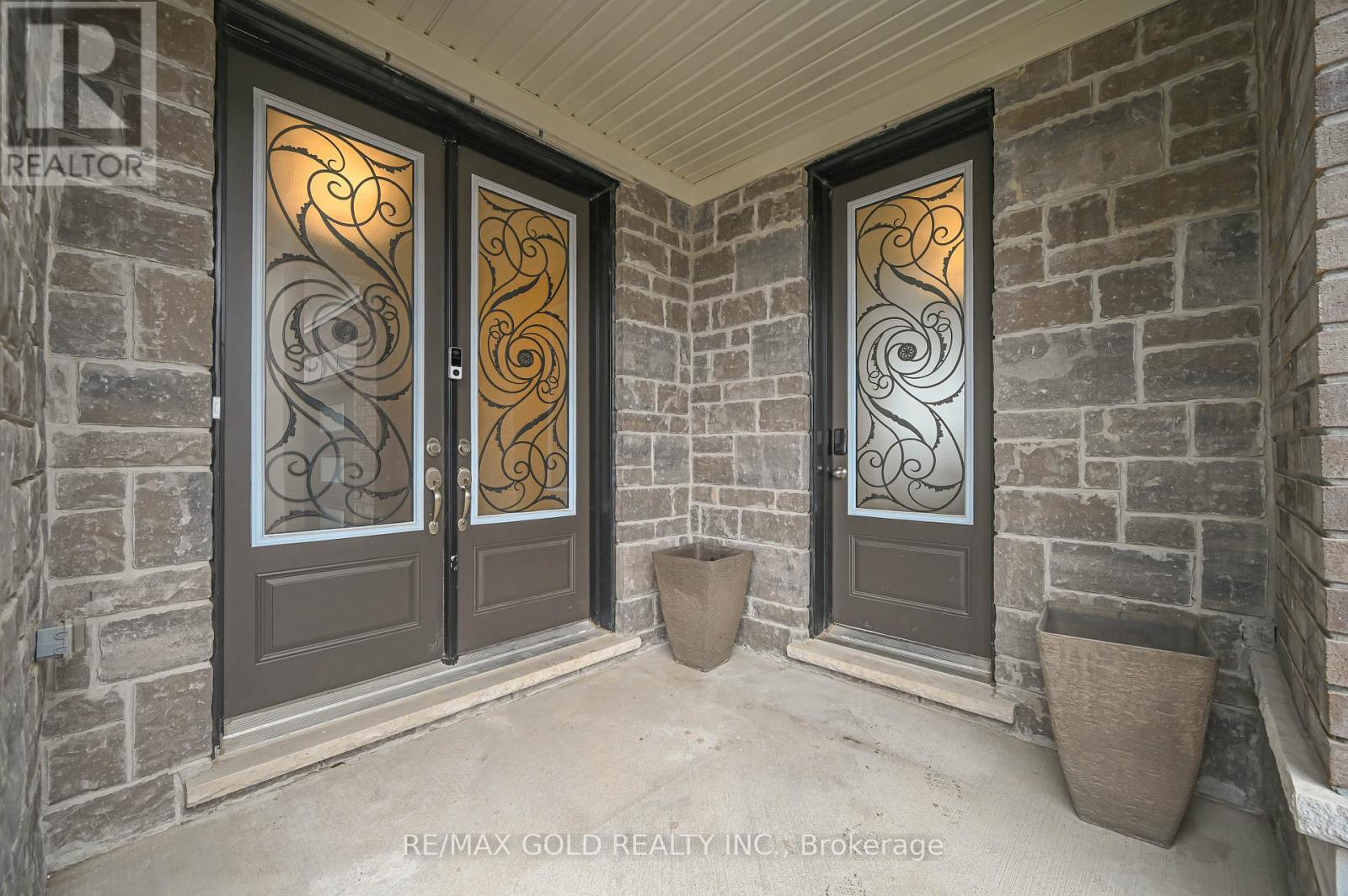 5 Elderberry Way, Adjala-Tosorontio (Colgan), Ontario  L0G 1W0 - Photo 3 - N12925694