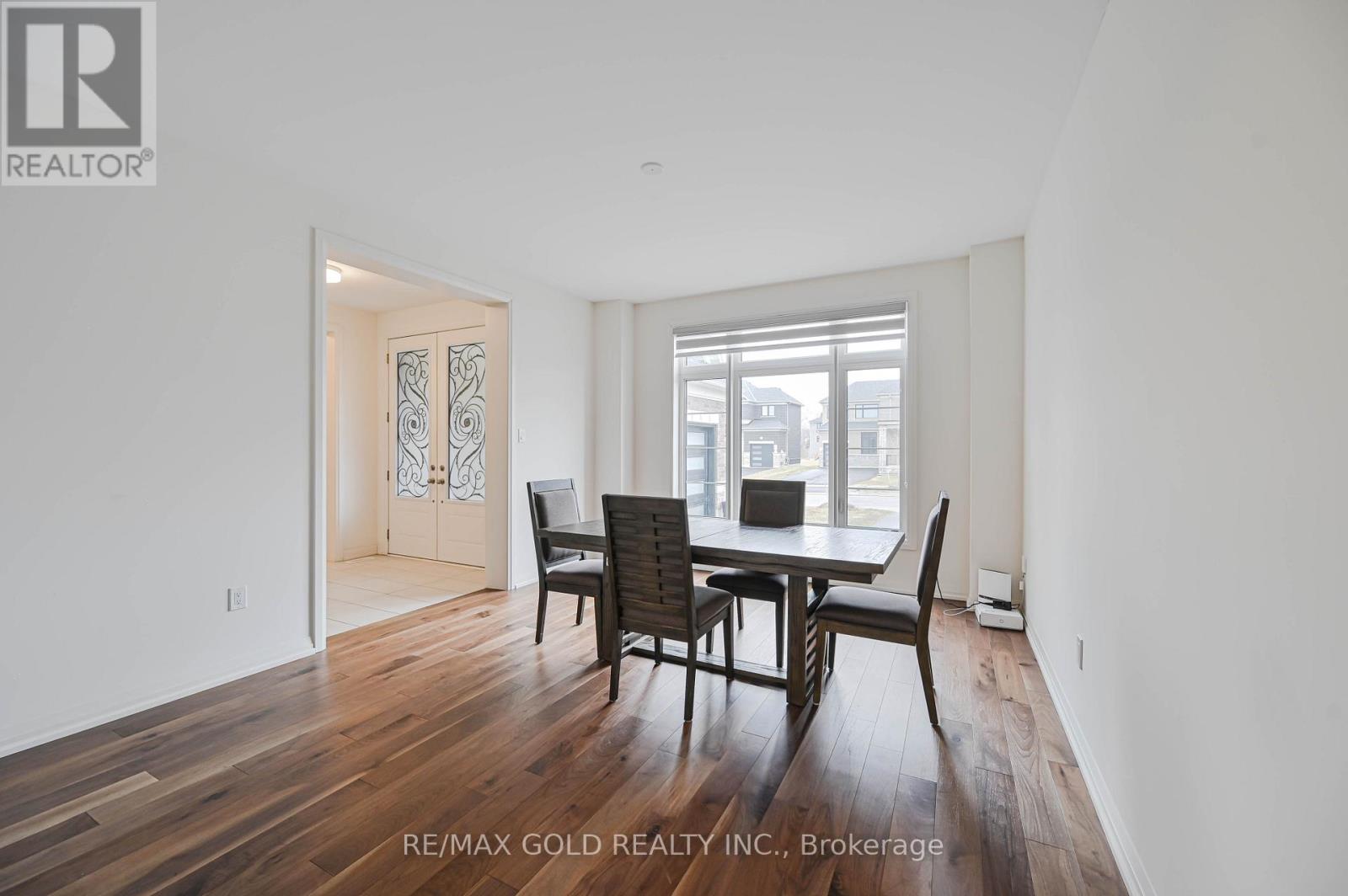 5 Elderberry Way, Adjala-Tosorontio (Colgan), Ontario  L0G 1W0 - Photo 7 - N12925694