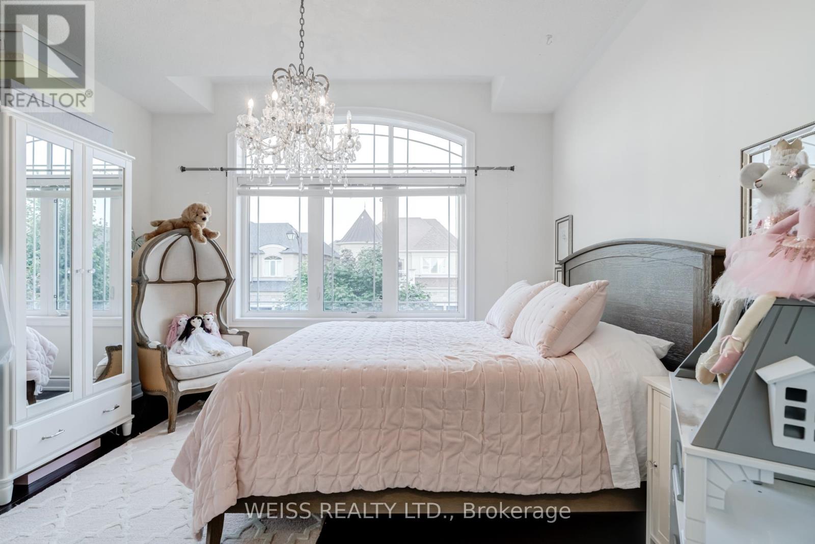 43 Chesney Crescent, Vaughan, Ontario  L4H 4A5 - Photo 39 - N12925748