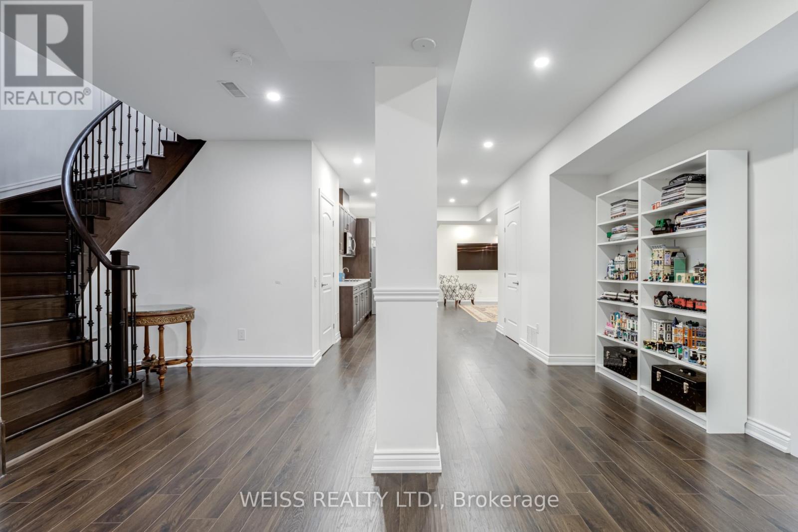 43 Chesney Crescent, Vaughan, Ontario  L4H 4A5 - Photo 42 - N12925748