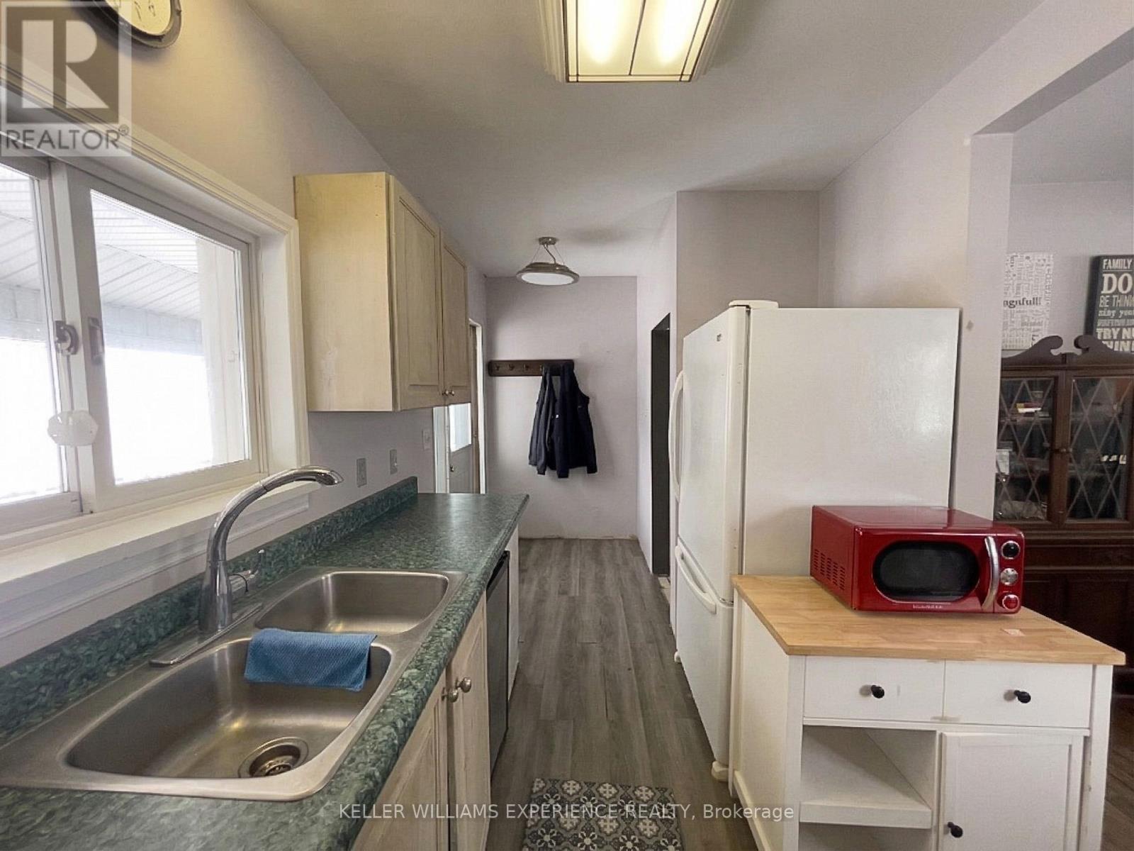 2418 Uhthoff Line, Severn, Ontario  L3V 6H4 - Photo 10 - S12925536