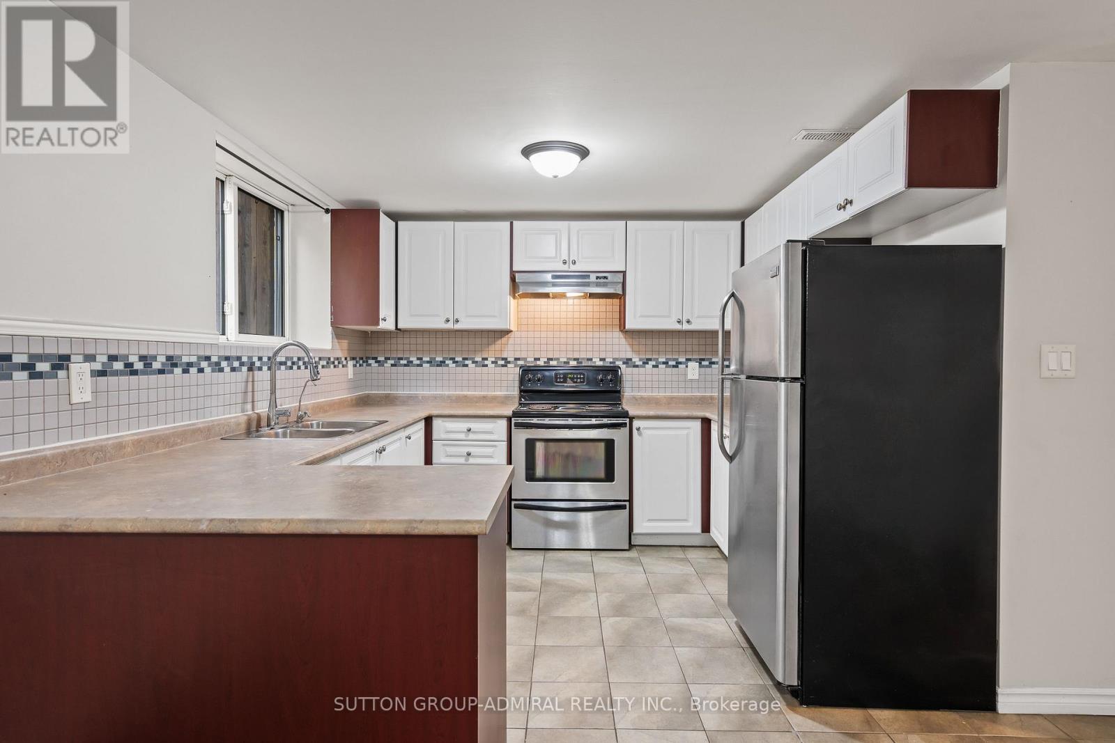 110 Cumberland Street, Barrie (Allandale), Ontario  L4N 2P7 - Photo 29 - S12925742