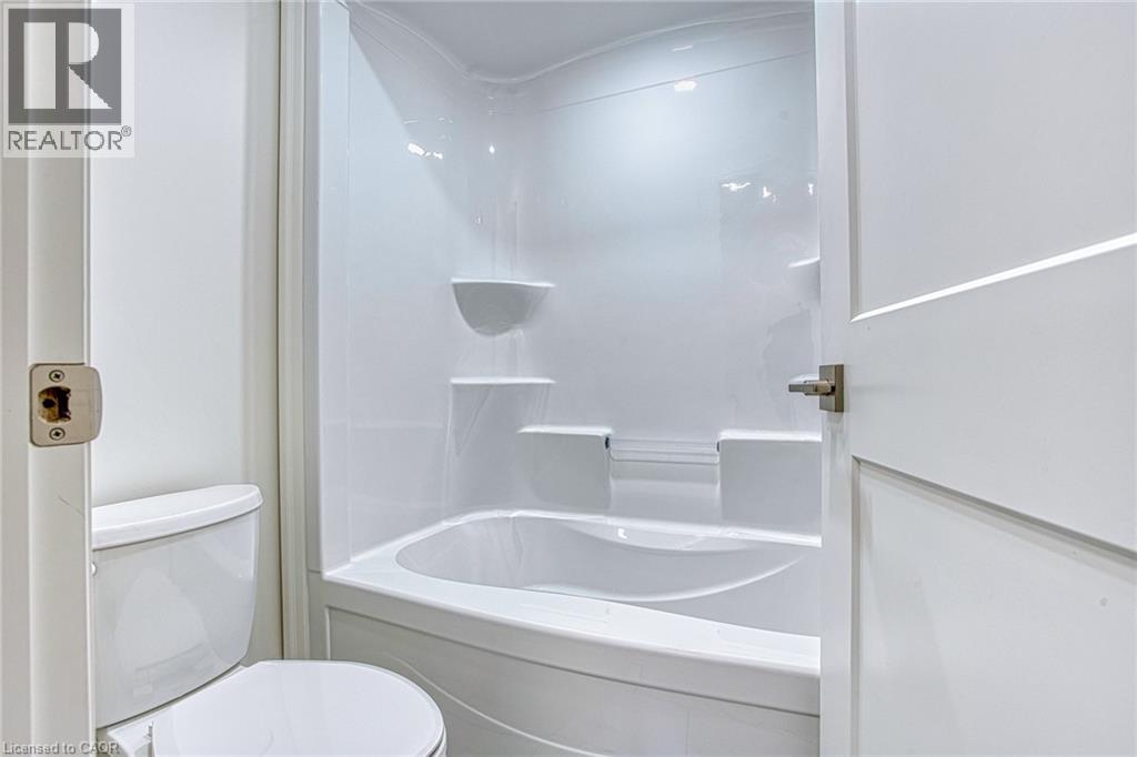 7497 Marvel Drive Unit# Upper, Niagara Falls, Ontario  L2H 3V8 - Photo 18 - 40815082