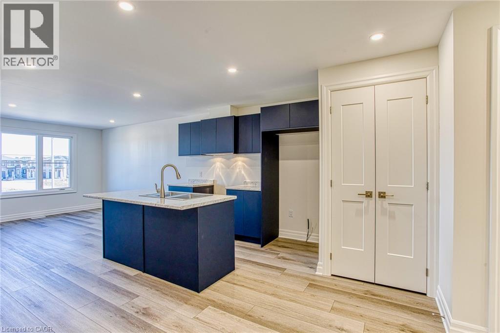 7497 Marvel Drive Unit# Upper, Niagara Falls, Ontario  L2H 3V8 - Photo 4 - 40815082