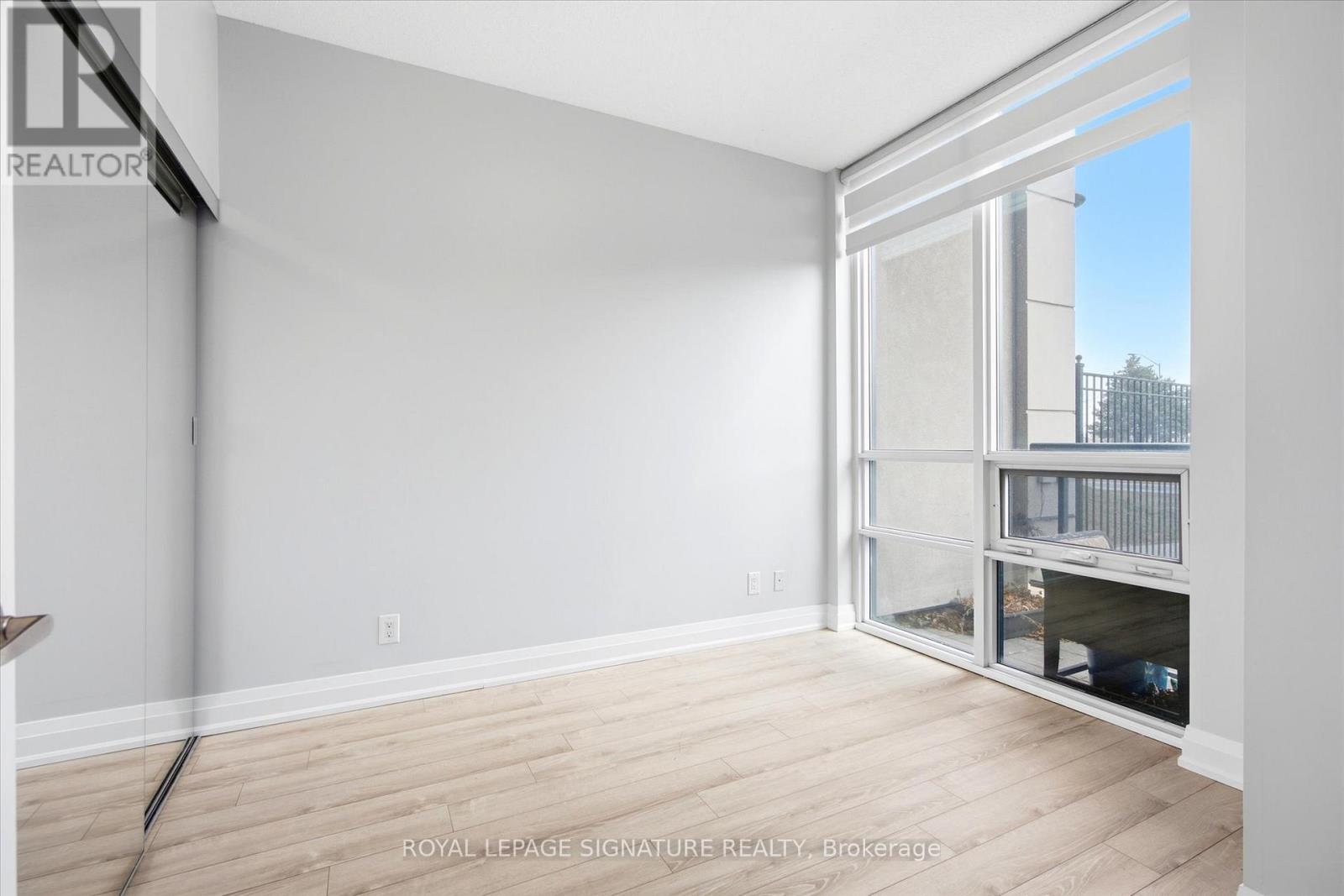 Gl5 - 6 Eva Road, Toronto, Ontario  M9C 0B1 - Photo 13 - W12924206