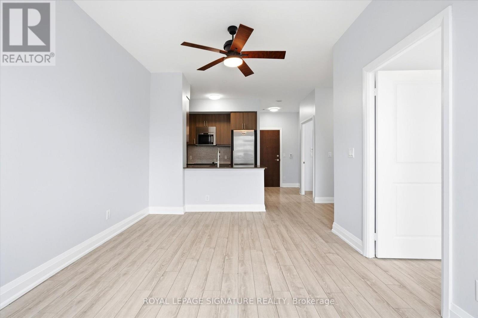 Gl5 - 6 Eva Road, Toronto, Ontario  M9C 0B1 - Photo 8 - W12924206