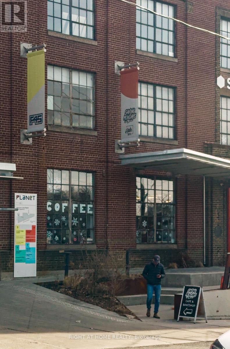 49 Osler Street, Toronto, Ontario  M6P 4A1 - Photo 32 - W12917670