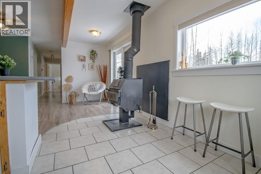 193 W 2nd Avenue, Fort St. James, British Columbia  V0J 1P0 - Photo 9 - R3101095