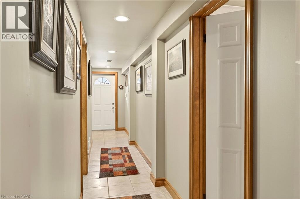 136 Highway 8, Dundas, Ontario  L9H 4V5 - Photo 30 - 40804917