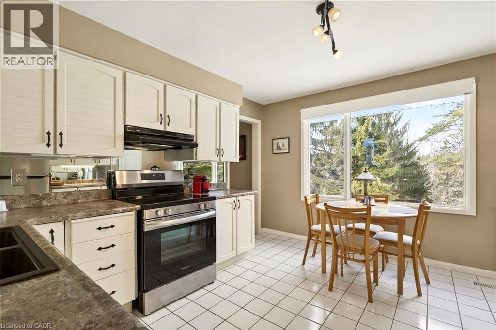 136 Highway 8, Dundas, Ontario  L9H 4V5 - Photo 17 - 40804917