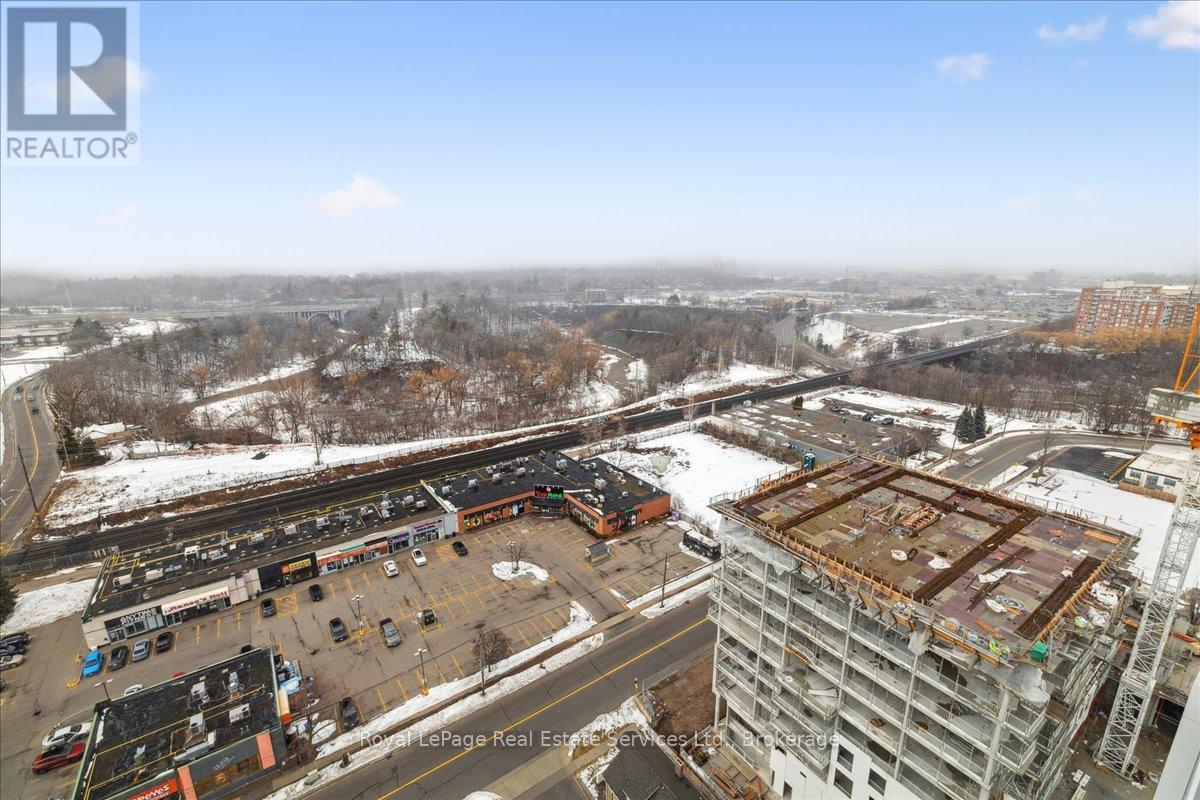 1902 - 65 Speers Road, Oakville, Ontario  L6K 3V5 - Photo 24 - W12813010