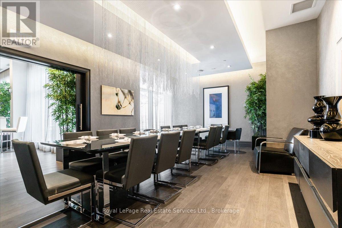 1902 - 65 Speers Road, Oakville, Ontario  L6K 3V5 - Photo 38 - W12813010