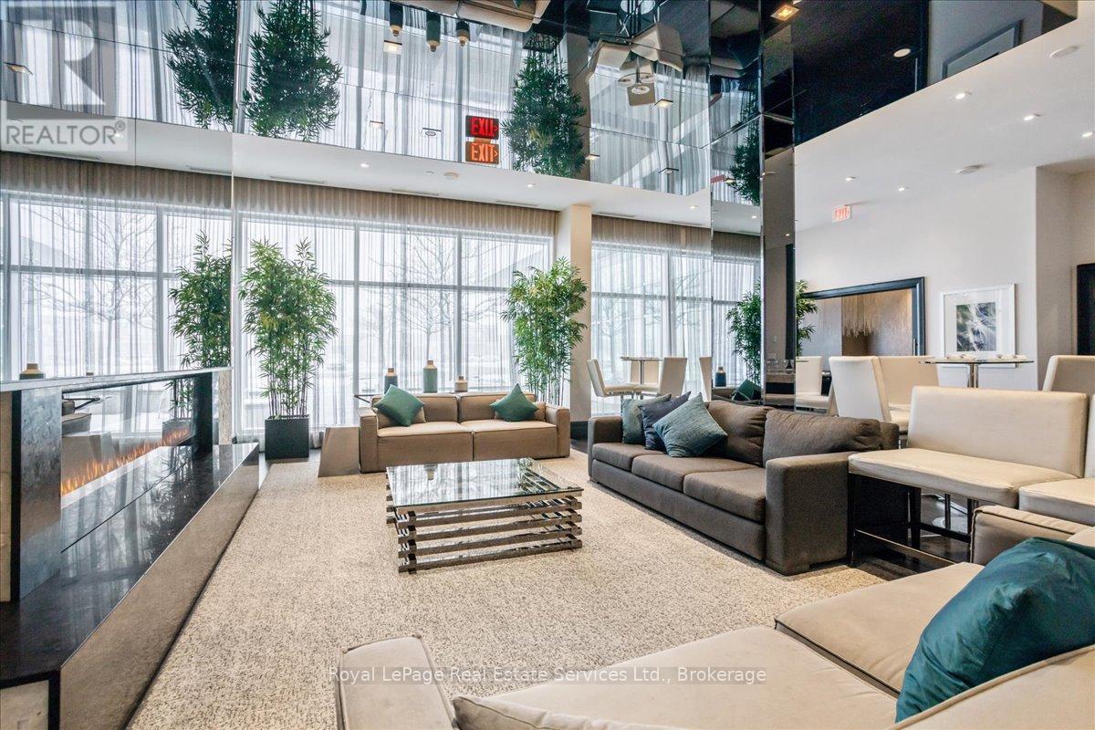 1902 - 65 Speers Road, Oakville, Ontario  L6K 3V5 - Photo 44 - W12813010