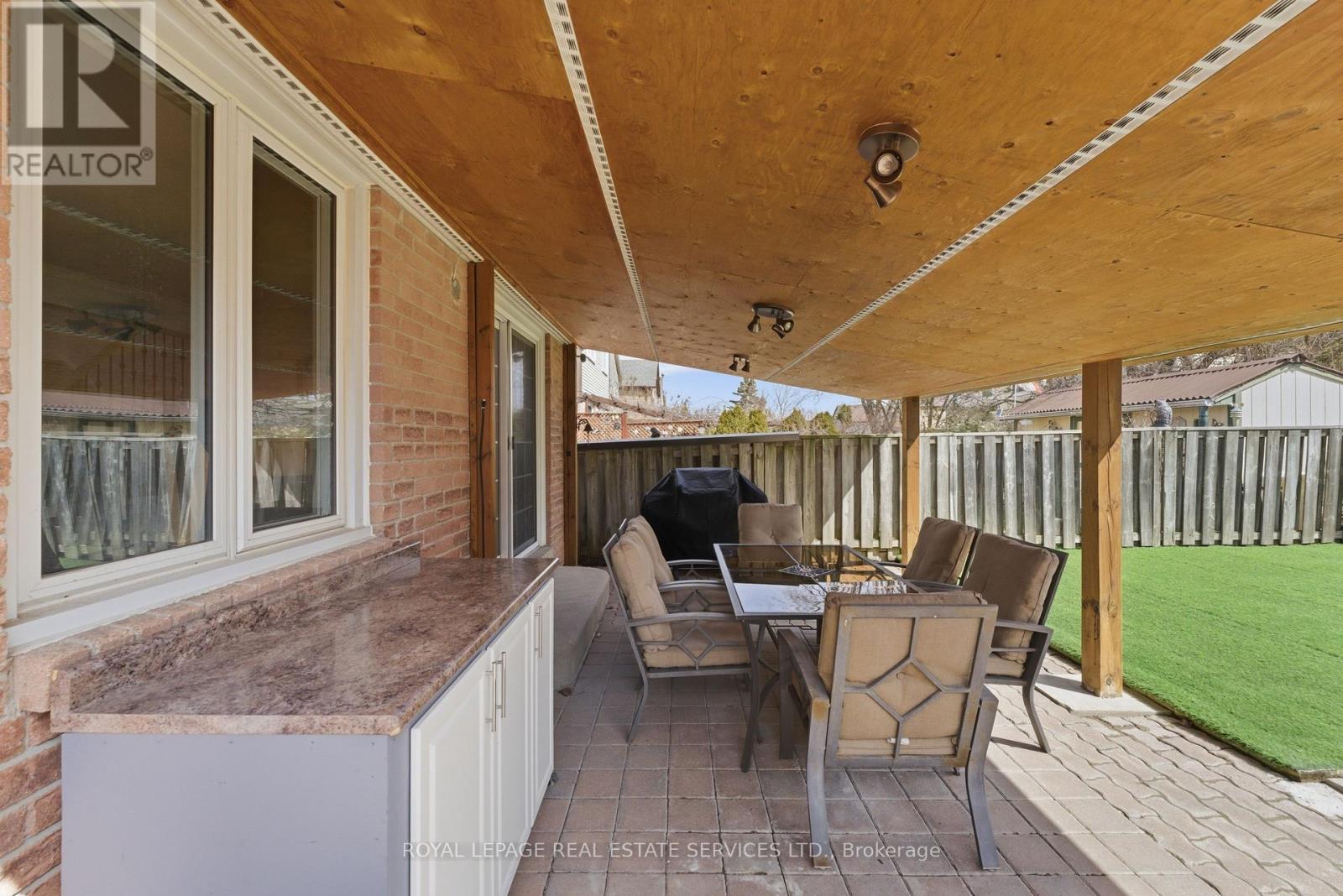 7256 Corrine Crescent, Mississauga, Ontario  L5N 5C1 - Photo 12 - W12925518